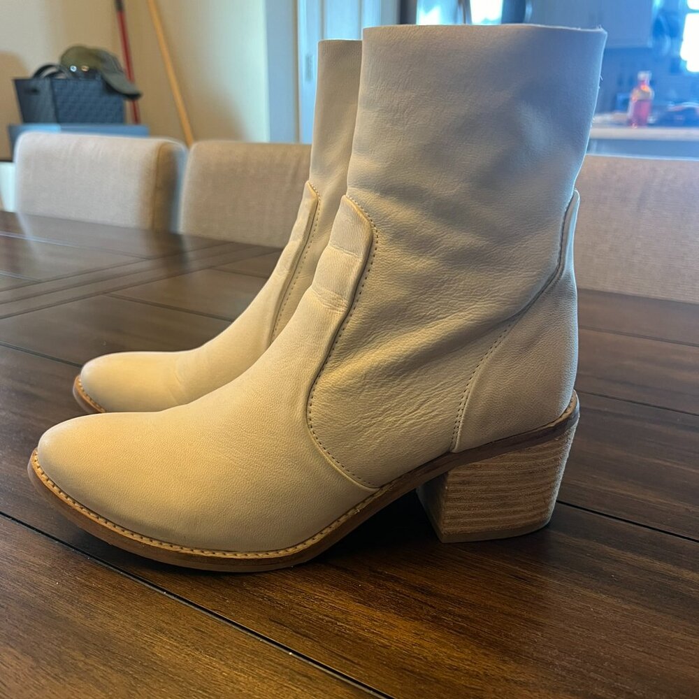 Diba True White Bootie